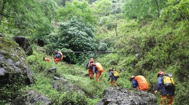 苍山失联13人均平安，后方称已和领队取得联系，他们去苍山干什么去了？