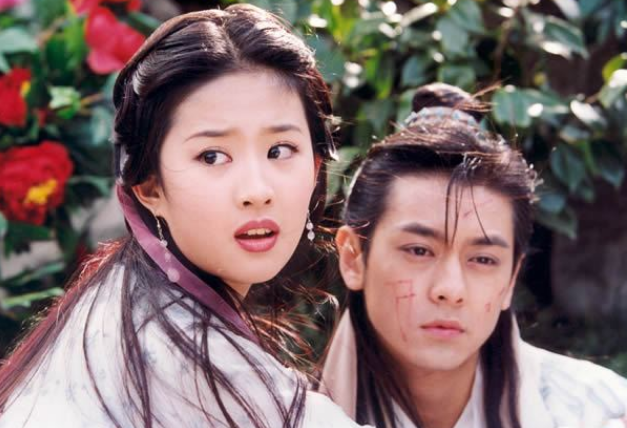 97版《天龙八部》剧组22年后再聚首，全场观众泪奔，你还记得都有谁么？