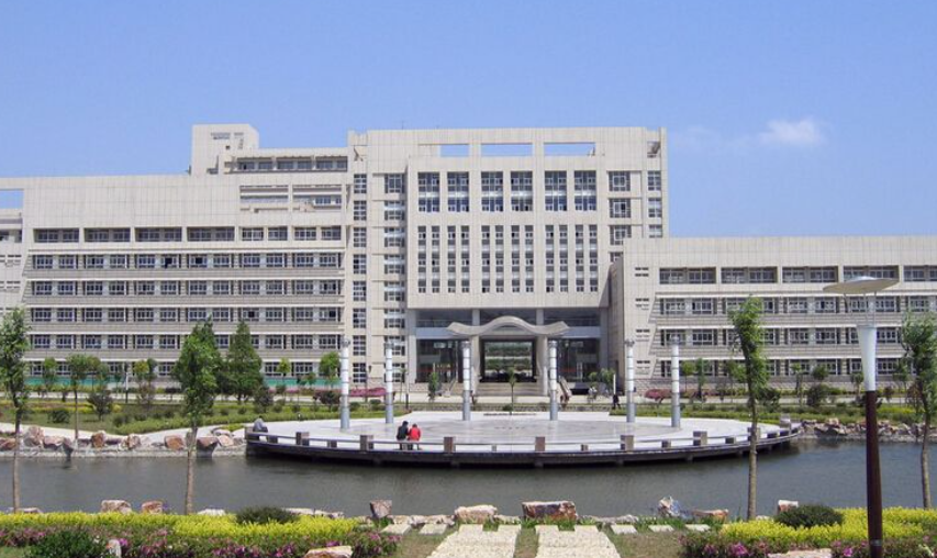 江苏大学怎么样